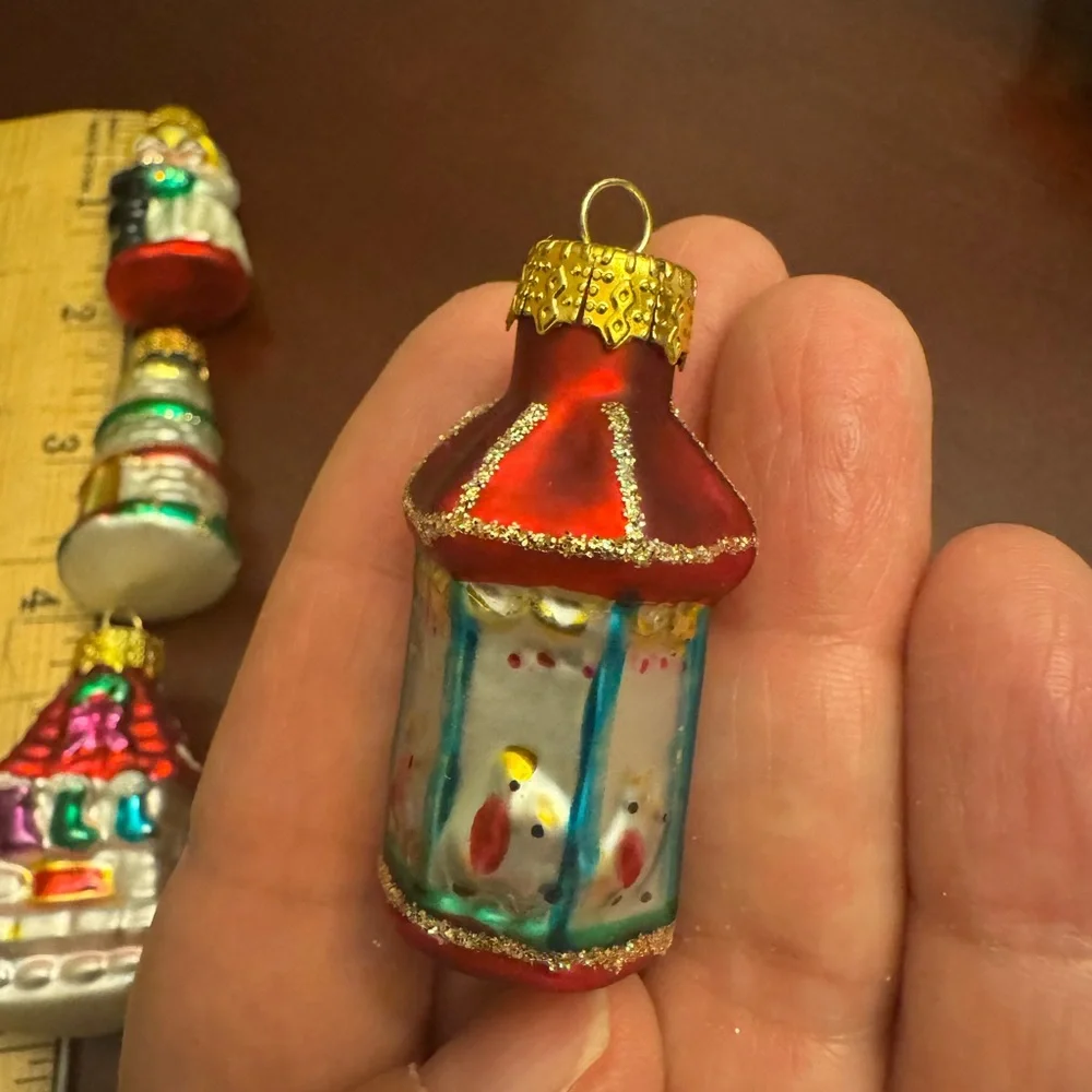 4 Handcrafted glass ornaments - Picture 2 of 10